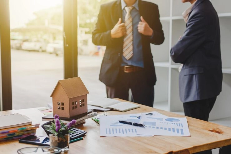 Managing Tenants During Sale