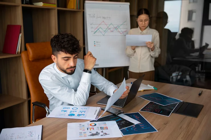 ROI Modelling and Scenario Planning