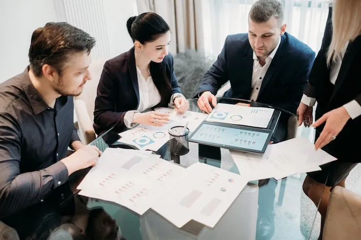 Investor Identification and Buyer Outreach